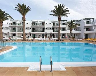 Apartamentos Acuario Sol - Puerto del Carmen - Piscina