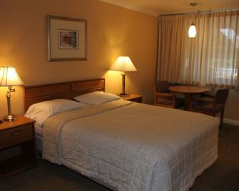 Villa Inn - San Rafael - Schlafzimmer