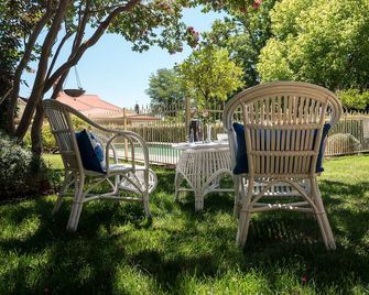 Loloma House - Armidale - Patio