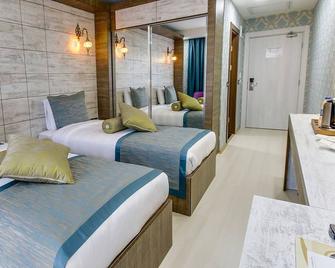 Sivas Keykavus Hotel - Sivas - Bedroom