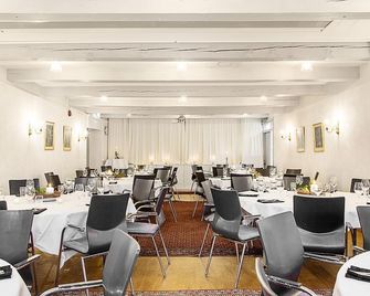 Skanörs Gästgifvaregård - Skanor - Restaurante