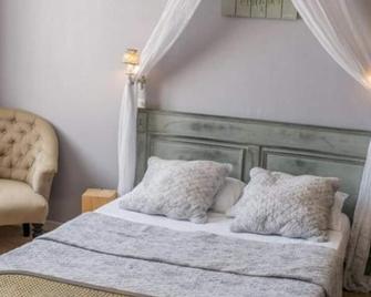Hôtel du Parc - Montélimar - Bedroom