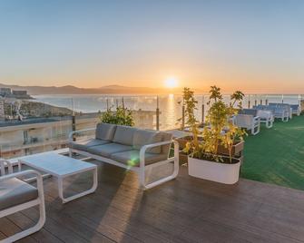 هوتل لا باراكودا - توريمولينوس - شرفة