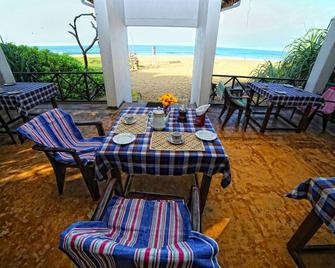 Double room on the beach with breakfast - Wadduwa - Restaurant