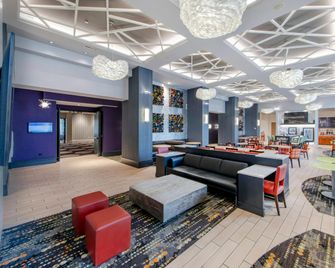 Hampton Inn & Suites Raleigh-Durham Airport-Brier Creek - Raleigh - Lounge