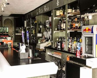 Relax Inn Altoona - Altoona - Bar