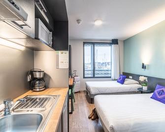 Montempô Apparthôtel Bordeaux Centre - Bassins à flot - בורדו - חדר שינה