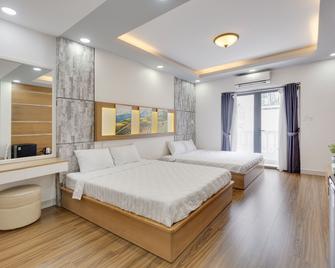 Saigon Authentic Hostel - Walking City Tour, Cooking Class, Food Tours, Bf, Gym, Rooftop Billiard - Ho Chi Minh City - Bedroom