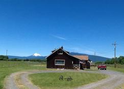 Western Ranch House Near Crater Lake - Chiloquin - Gebäude