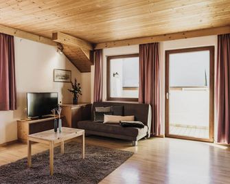 Thalguter - Rooms & Breakfast - Lagundo - Sala de estar