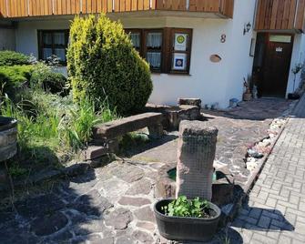 Emmaus - Tiefenbronn - Patio