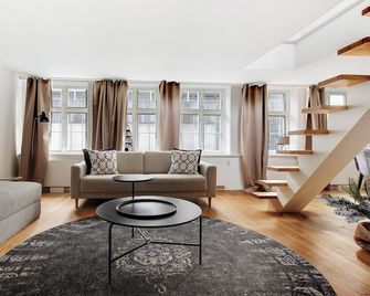 Downtown Dream Apartment in two Floors With Rooftop Balcony All Yours - Kopenhagen - Wohnzimmer
