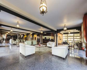 Hotel Tannenhof - Joinville - Lobby