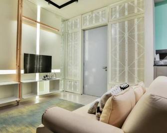Executive Suite with Garden View 10 - Kuala Lumpur - Living room