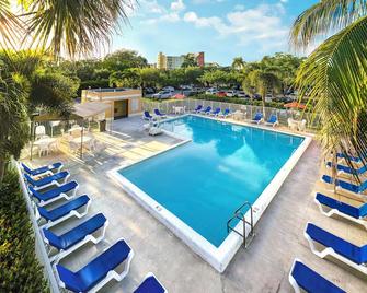 Vacation Village at Bonaventure - Weston - Pool