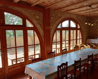 Charming rural house with pool in Costa Brava close to the beach and Dali Museum - Peralada - Salle à manger