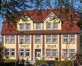 Hotel gesellschaftshaus Bergen auf Rügen - Bergen auf Rügen - Gebouw
