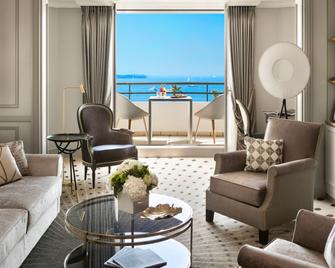 Hotel Barriere Le Majestic Cannes - Cannes - Living room