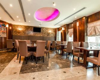 頂峰亭杜拜酒店 - 杜拜 - 杜拜 - 餐廳