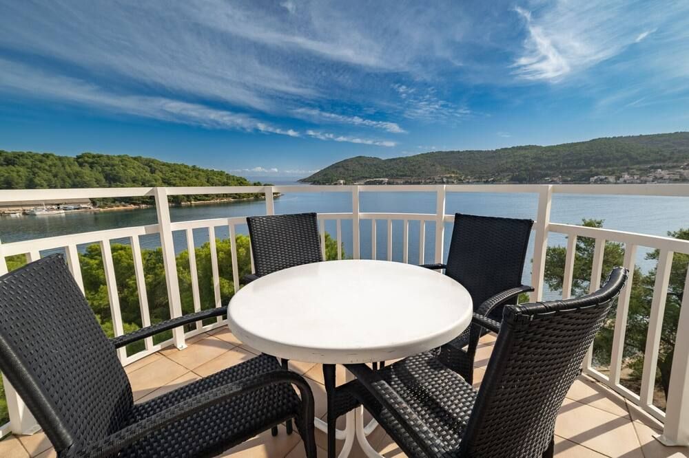 Hotel Issa - Vis - Balcony