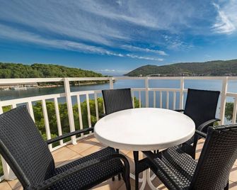Hotel Issa - Vis - Balcony