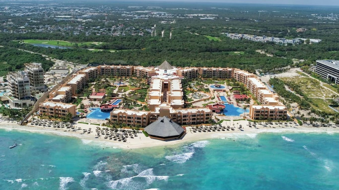 The Royal Haciendas All Suites Resort & Spa