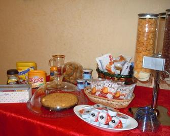 Nataly's House Bed&breakfast - Roma - Bufé
