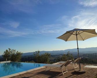 Agriturismo Cafaggio Primo - Loro Ciuffenna - Piscina