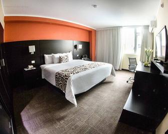 Hotel El Gran Marqués - Trujillo - Bedroom