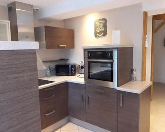 La Coulée Douce - Chez Antoine - Castelnaudary - Kitchen