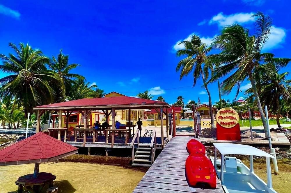 Tropical Paradise - Caye Caulker