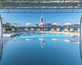 El Faro Hotel & Spa - Alguer - Piscina