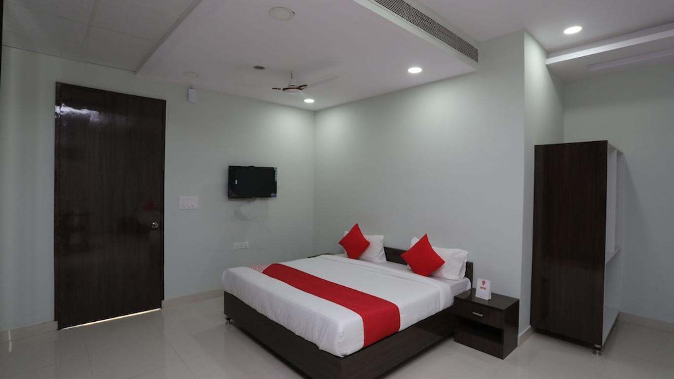 Oyo 18314 Hotel Kailash Mansarovar And Banquet Hall