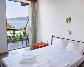 Hotel Korfos - Korfos - Bedroom