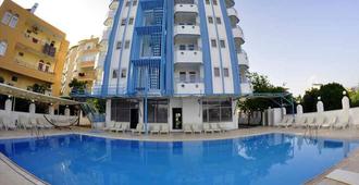 Evon Otel - Gazipaşa - Pool