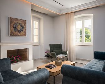 New York Luxury Suites - Corfú - Sala de estar