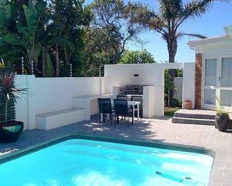 Splash Guest House - Port Elizabeth - Uima-allas