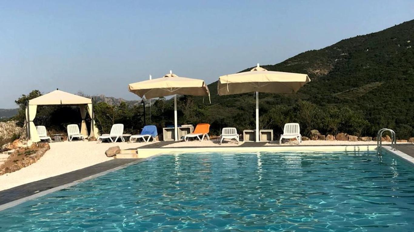 Casagliana Suite Resort