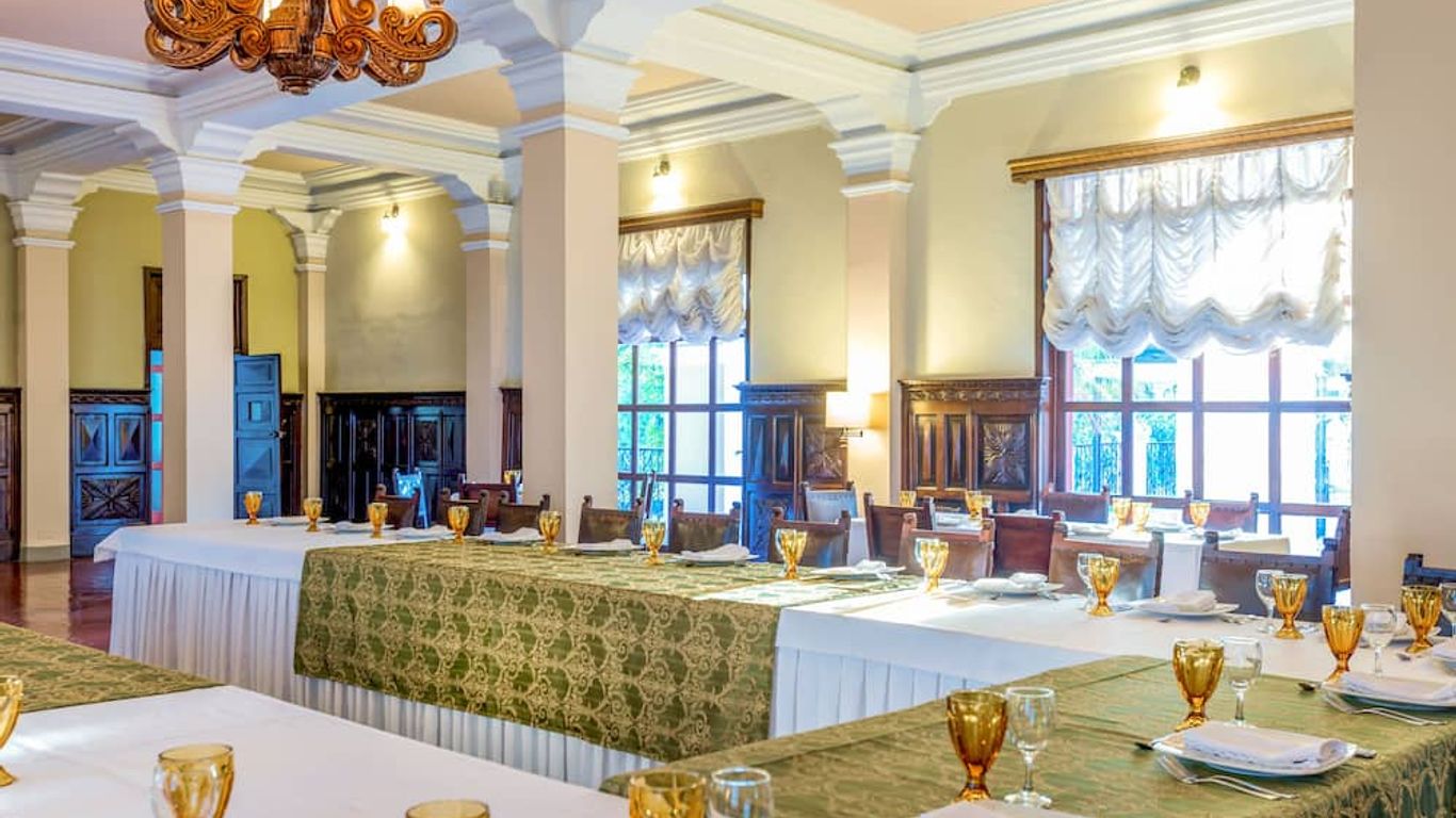 Hotel Dann Monasterio