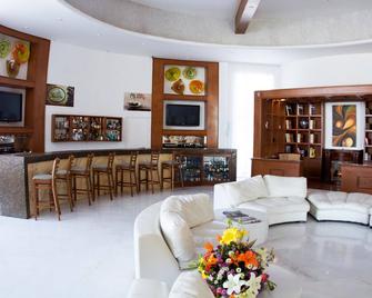 Bel Air Business Salamanca, Trademark by Wyndham - Salamanca - Obývací pokoj