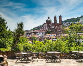 Posada de la Mision, Hotel Museo y Jardin - Taxco