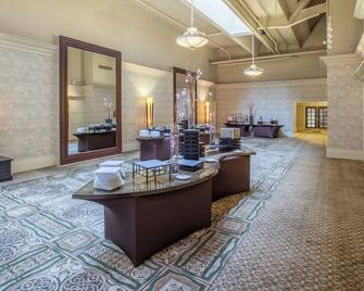 Crowne Plaza Indianapolis-Dwtn-Union Stn By IHG - Indianapolis - Restaurant
