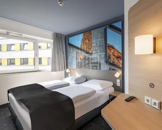 B&B Hotel Schweinfurt-City - Schweinfurt - Schlafzimmer