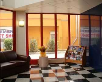 Galaxy Motel - Brooklyn - Lobby