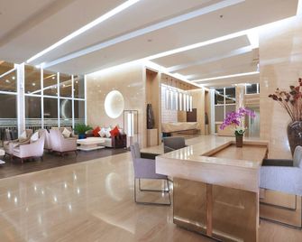 Grand Tan Banjarmasin Hotel & Convention Center - Banjarmasin - Ingresso
