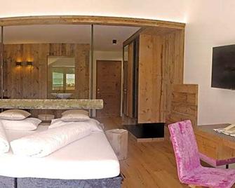 Hotel Enzian - Villa Ottone - Schlafzimmer
