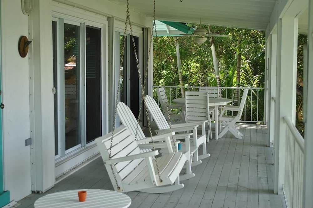 Patio view of Charming 2 Bedroom Upstairs Home with Bay Views