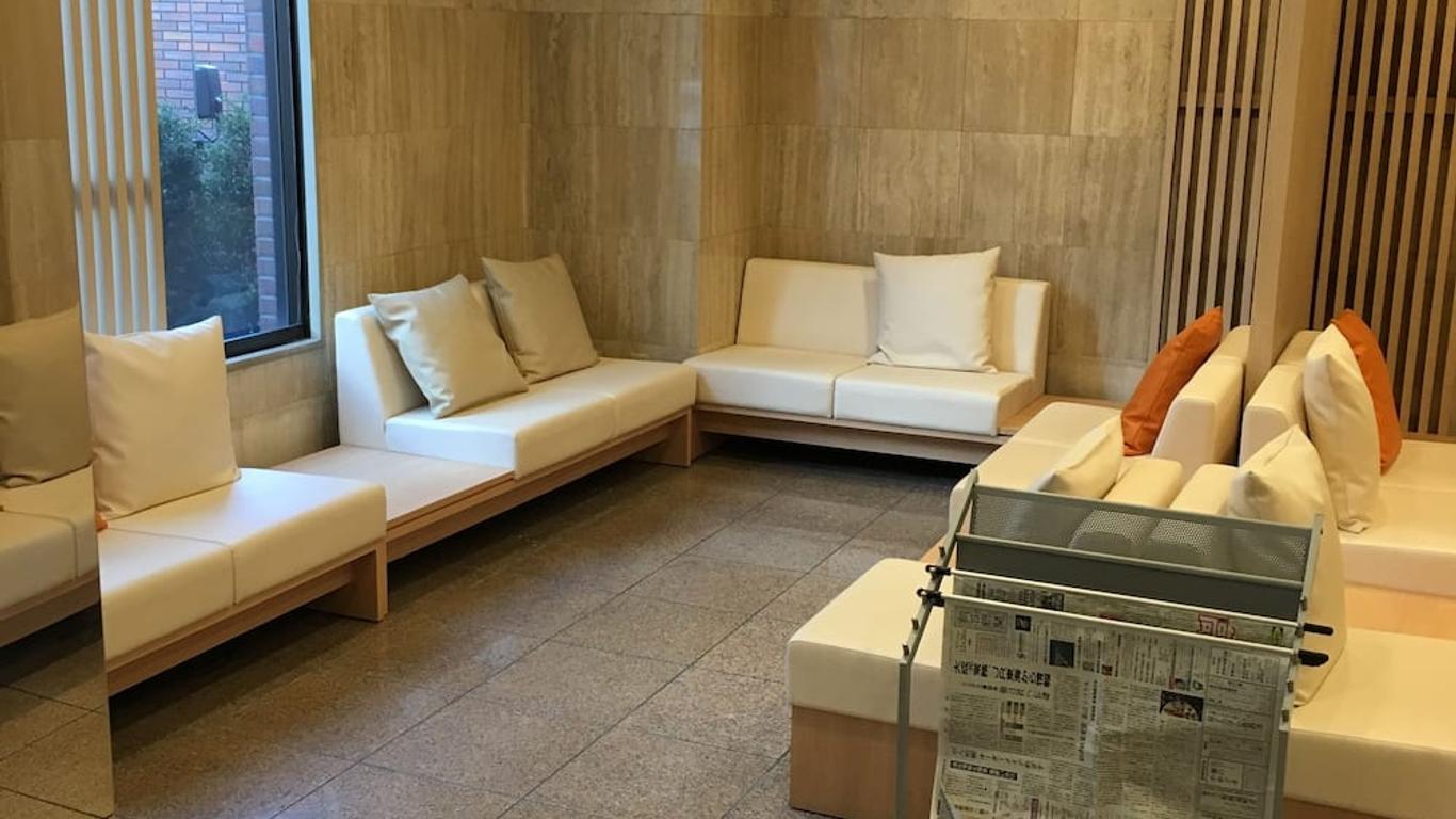 سمايل هوتل سوجامو