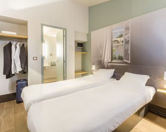 B&B HOTEL Villeneuve Loubet Plage - Villeneuve-Loubet - Bedroom