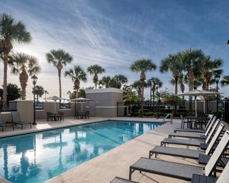 Residence Inn by Marriott Melbourne - Melbourne - Havuz